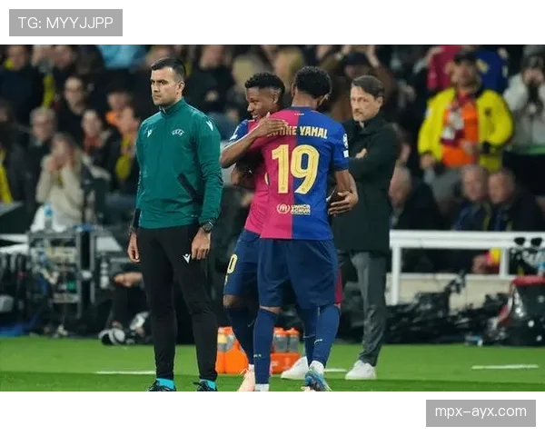 法蒂闪耀瓦伦西亚赛场，助球队力克强敌展现争胜实力